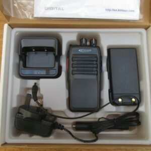 kirisun-dp405-box-contents-1 The Kirisun DP405 Digital/Analogue Walkie Talkie Radio box includes a handheld radio, charging dock, battery, power adaptor, and manual.