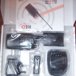Boxed set includes Lynx PT400 Professional Licence-Free Walkie-Talkie, charging base, power adaptor, belt clip, and instruction manual. Each item is individually packaged in plastic.
