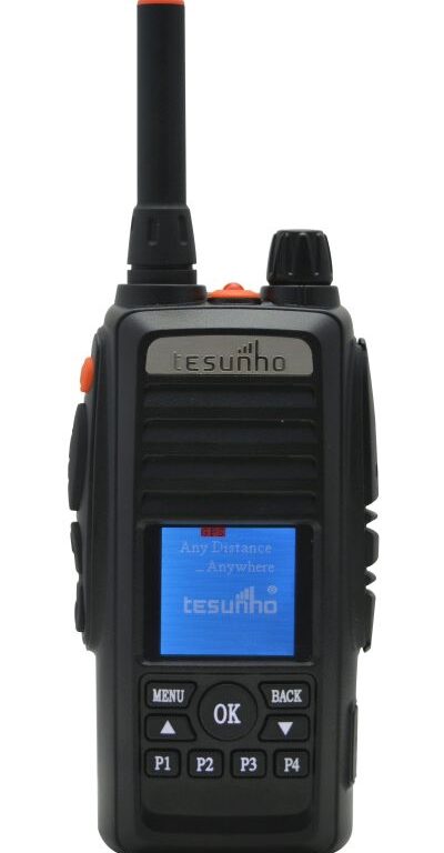 tesunho-th388-network-radio-front-view-1 A front view of the Tesunho TH388 Display GPS Network Walkie-Talkie Radio in black, featuring a small screen, buttons, and an aerial.