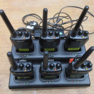 Set of six 2nd hand PT4200 walkie-talkie radios
